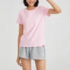 Camiseta deportiva de cuello redondo y manga corta rosa