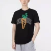 Camiseta gráfica Skechers x Carrots «Negro Naranja Gris»