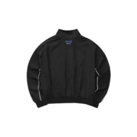 Chaqueta con cremallera y estampado de letras y corazones «Negro»