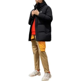 Chaqueta de plumón con capucha de longitud media y logo estampado «Multi-Color»