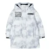 Chaqueta de plumón tejida básica con letras «Blanco Negro»