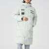 Chaqueta larga de plumón con gráfico de letras «Blanco»