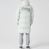 Chaqueta larga de plumón con gráfico de letras «Blanco»