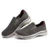 Go Walk Arch Fit «Gris carbón»