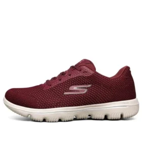 Go Walk Evolution Ultra «Rojo vino»