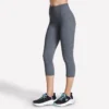 Los leggings de cintura alta y media pierna Go Walk