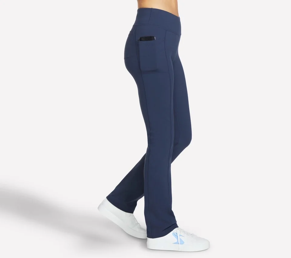 Pantalón Skechers Go Walk OG de largo regular Pantalón Skechers Go Walk OG de largo regular