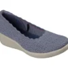 Relaxed Fit: Newport Cuña – Costuras suaves Relaxed Fit: Newport Cuña – Costuras suaves