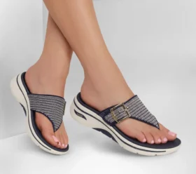 Sandalia Go Walk Arch Fit 2.0 – Resort Day