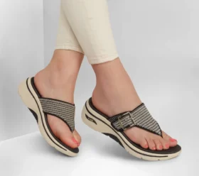 Sandalia Go Walk Arch Fit 2.0 – Resort Day
