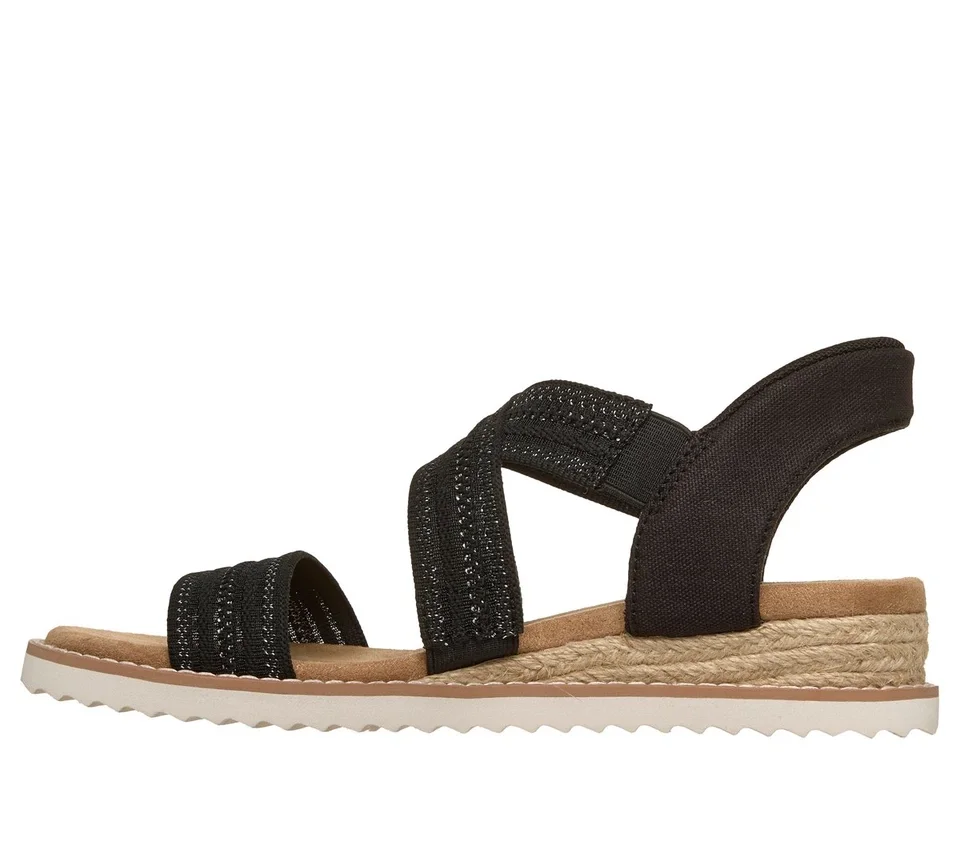 Skechers Slip-ins: BOBS Desert Kiss – Lavish Leap Skechers Slip-ins: BOBS Desert Kiss – Lavish Leap