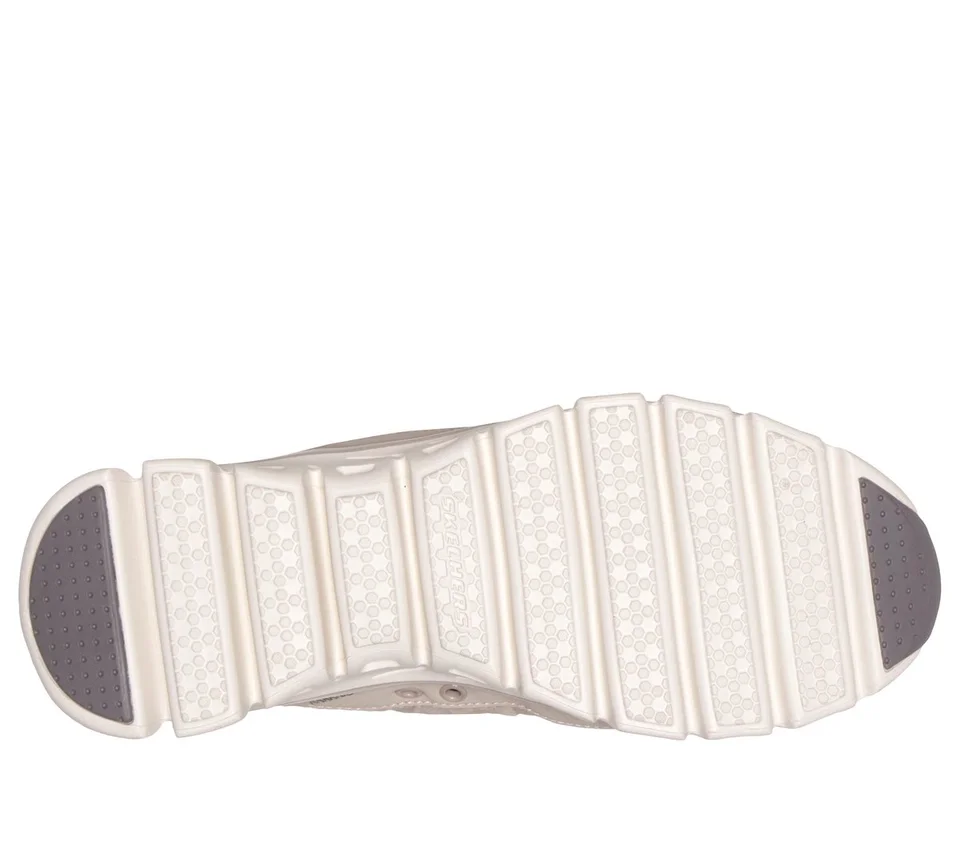 Skechers Slip-ins: Glide-Step – Ajuste cómodo y relajado Skechers Slip-ins: Glide-Step – Ajuste cómodo y relajado
