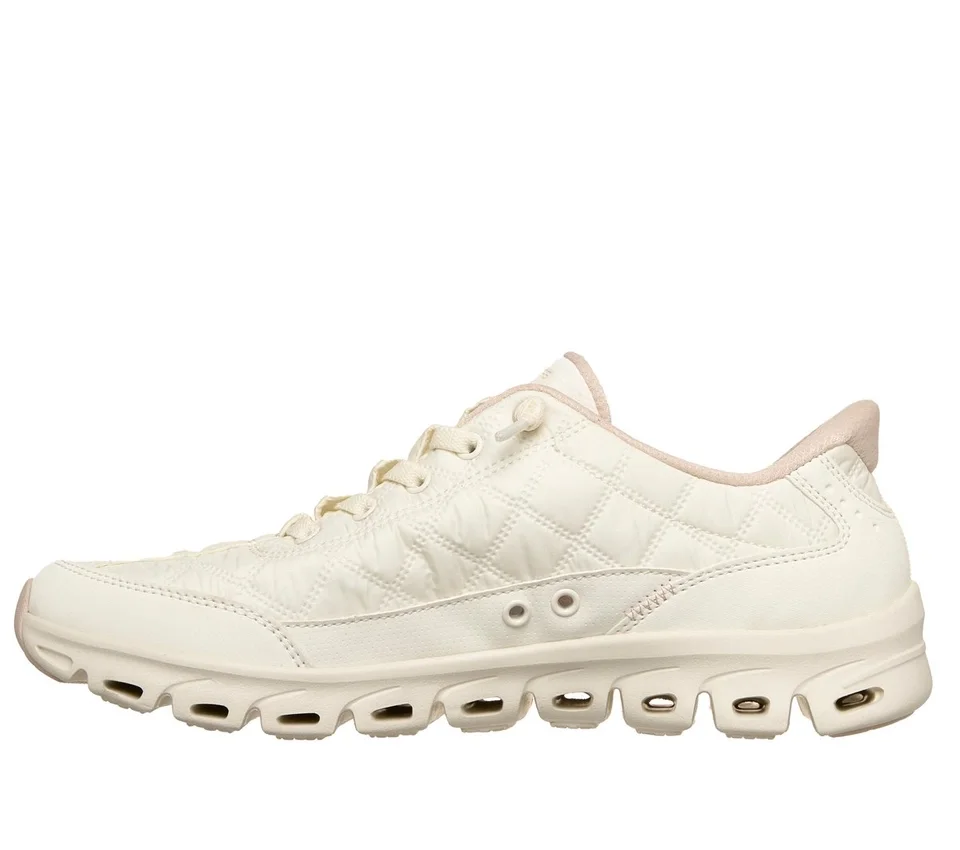 Skechers Slip-ins: Glide-Step – Ajuste cómodo y relajado Skechers Slip-ins: Glide-Step – Ajuste cómodo y relajado