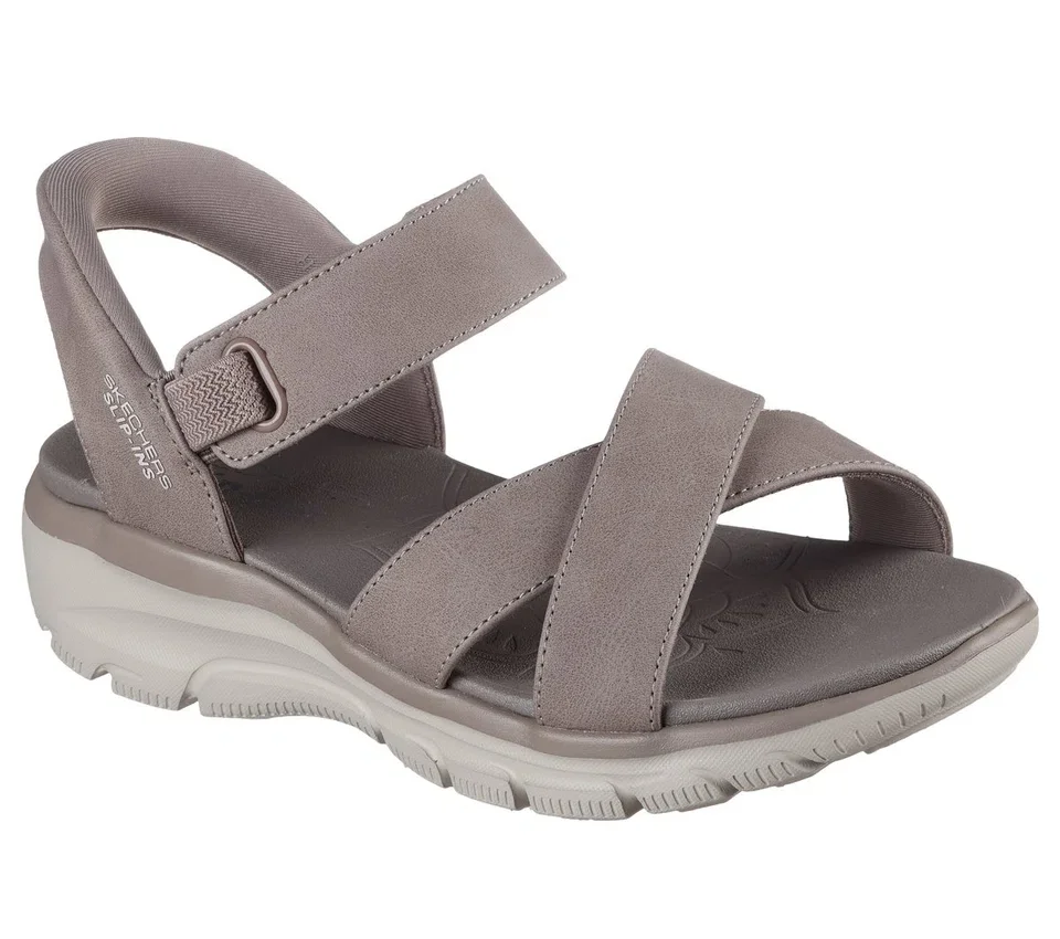 Skechers Slip-ins Relaxed Fit: Tranquilidad – Un lugar soleado Skechers Slip-ins Relaxed Fit: Tranquilidad – Un lugar soleado