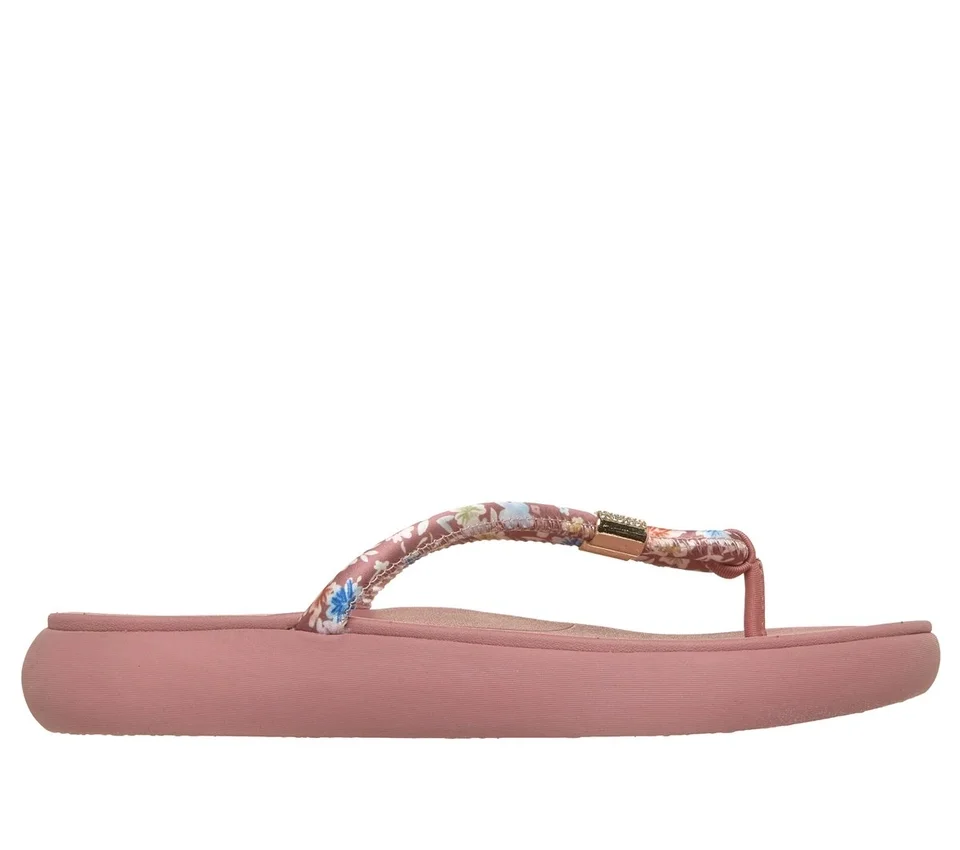 Slide-Ups Relaxed Fit: Asana Luxe – Belleza vibrante Slide-Ups Relaxed Fit: Asana Luxe – Belleza vibrante