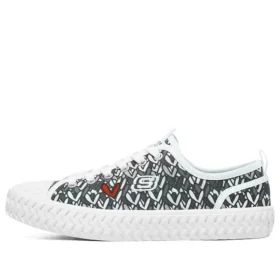 Street Trax x James Goldcrown «White Black»